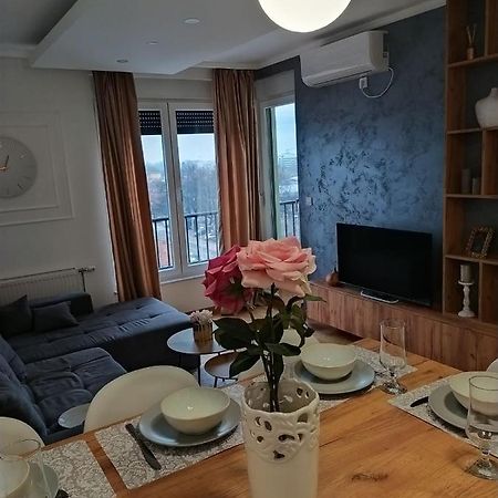 Apartman Milla Lux Novi Sad Exterior foto