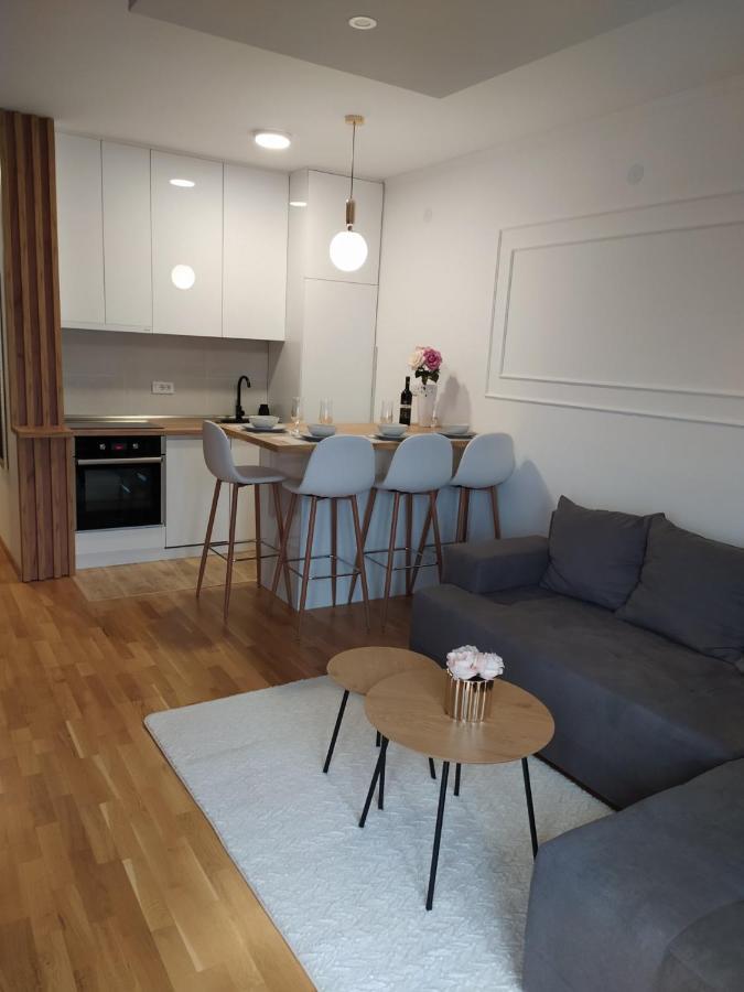 Apartman Milla Lux Novi Sad Exterior foto